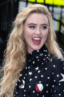 HQ
