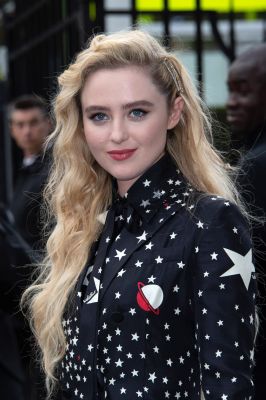 UHQ
