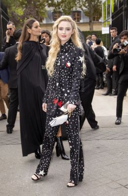 HQ
