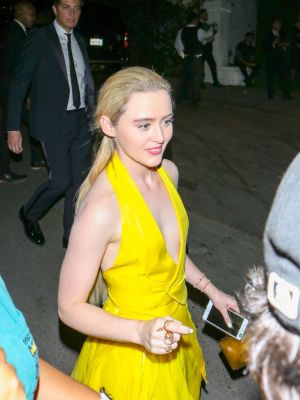 HQ

