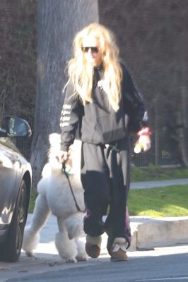 outwithdogs090223-006.JPG