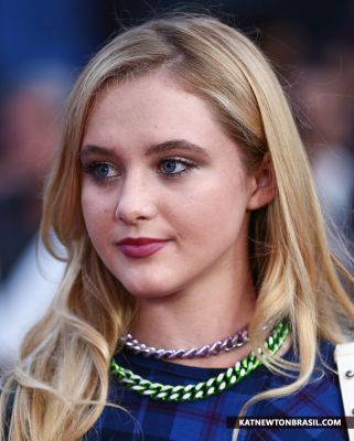 HQ
