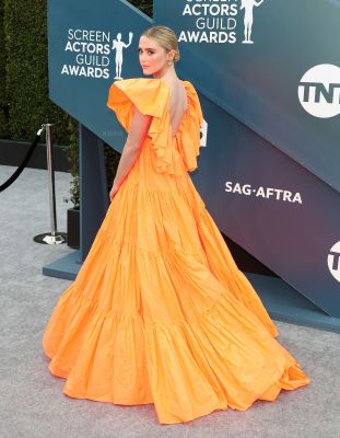 HQ
