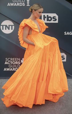 HQ
