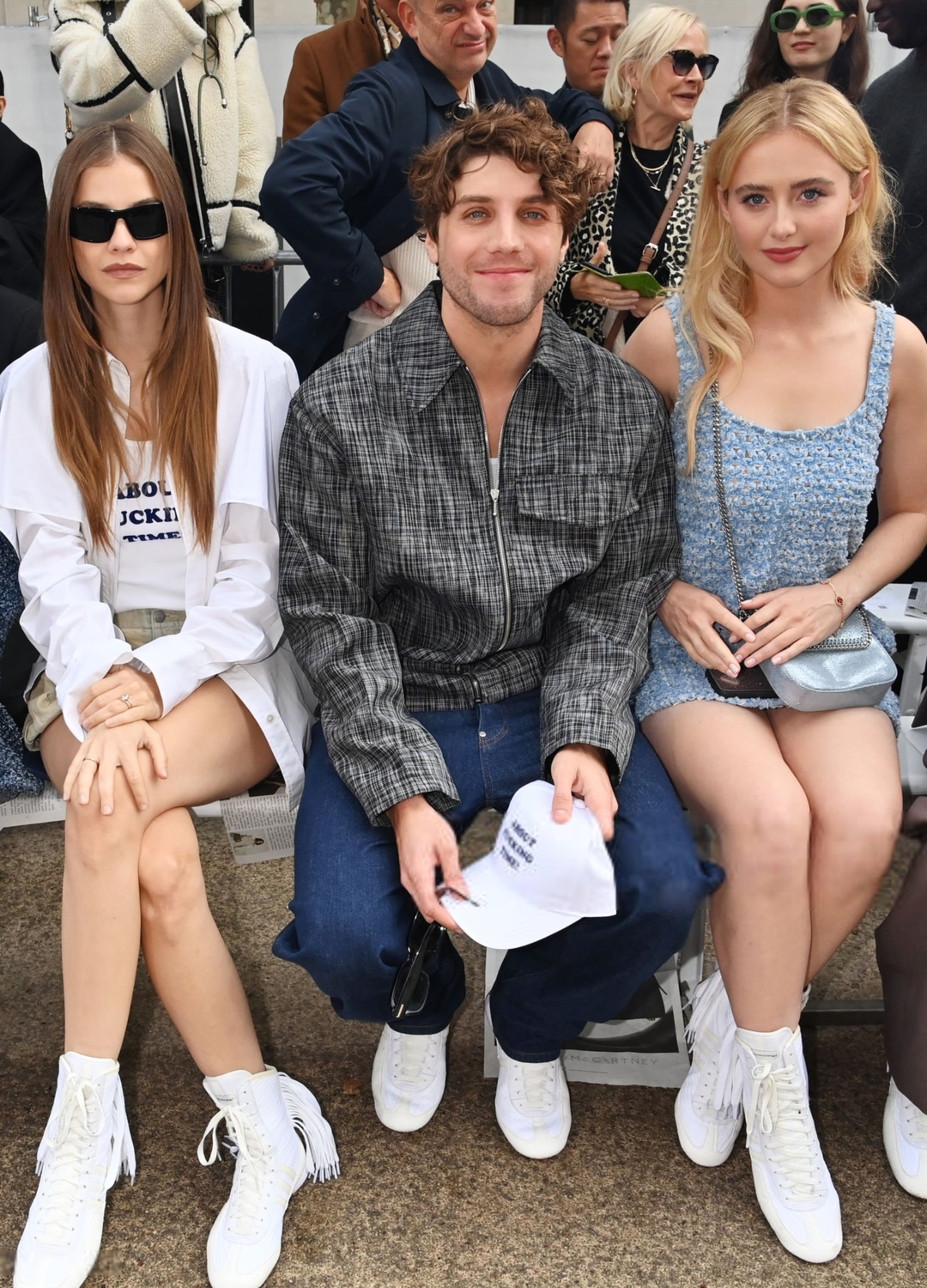 smshow300924-001.jpg