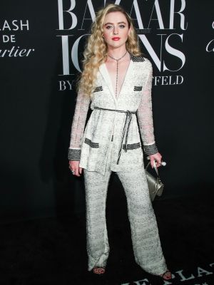 HQ
