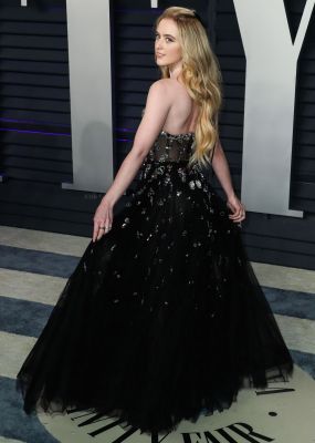 HQ
