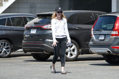 HQ
