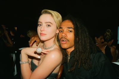HQ
