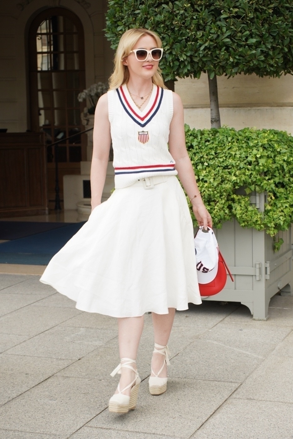 outinparis_2_090824-076~0.jpg