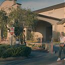 The_Map_of_Tiny_Perfect_Things_2021_1080p_AMZN_WEB-DL_DDP5_1_H_264-CMRG_2198.jpg