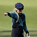 alfreddunhil021024-053.jpg