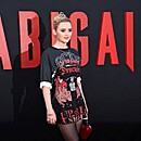 arrivingabigailpremiere170428-127.jpg