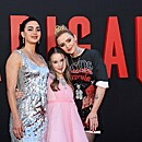 arrivingabigailpremiere170428-128.jpg