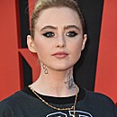 arrivingabigailpremiere170428-170.jpg