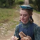 little_women_s01e02_720p_hdtv_x264-mtb_0235.jpg