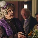 little_women_s01e02_720p_hdtv_x264-mtb_3282.jpg