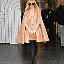 outsidetodayshow120224-050.jpg