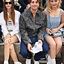 smshow300924-001.jpg