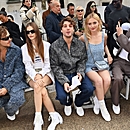 smshow300924-003.jpg
